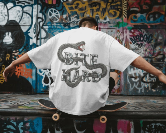 oversized tee - "bite hard - snake "